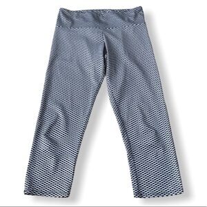 🔥$SALE$🔥 Onzie Capri Leggings